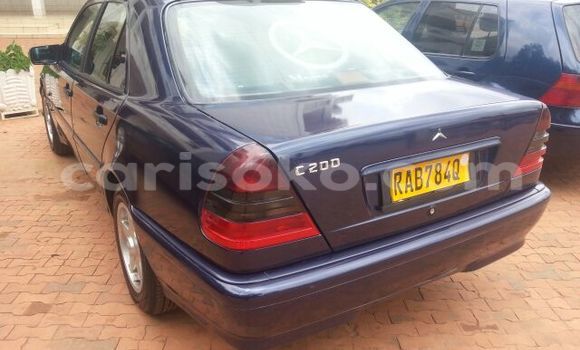 اشتري مستعمل Mercedes-Benz 200 Bleu سيارة في Kigali في Rwanda اشتري مستعمل Mercedes-Benz 200 Bleu سيارة في Kigali في Rwanda