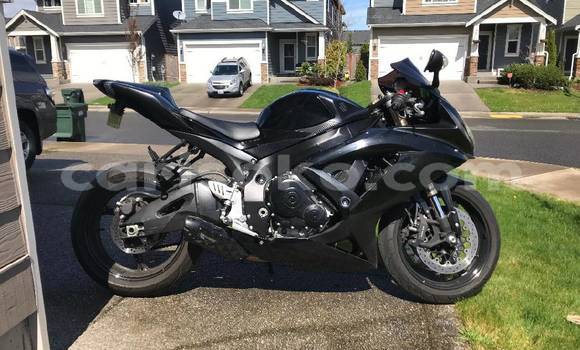 Buy Used Suzuki GSX–R Black Bike in Gasarenda in Rwanda Buy Used Suzuki GSX–R Black Bike in Gasarenda in Rwanda