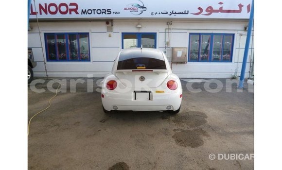 Acheter Import Voiture Volkswagen Beetle Blanc à Import - Dubai, Rwanda Acheter Import Voiture Volkswagen Beetle Blanc à Import - Dubai, Rwanda