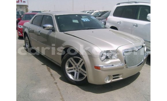 Acheter Import Voiture Chrysler 300 Beige à Import - Dubai, Rwanda