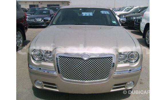 Acheter Import Voiture Chrysler 300 Beige à Import - Dubai, Rwanda Acheter Import Voiture Chrysler 300 Beige à Import - Dubai, Rwanda