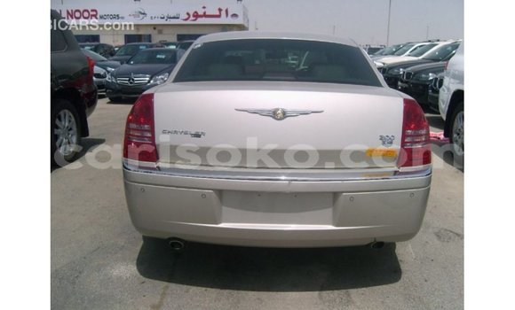 Acheter Import Voiture Chrysler 300 Beige à Import - Dubai, Rwanda Acheter Import Voiture Chrysler 300 Beige à Import - Dubai, Rwanda