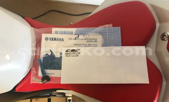 Buy Used Yamaha R1 White Bike in Gasarenda in Rwanda Buy Used Yamaha R1 White Bike in Gasarenda in Rwanda
