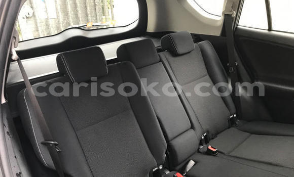 Sayi Imported Toyota RAV4 Noir Mota in Kigali a Rwanda Sayi Imported Toyota RAV4 Noir Mota in Kigali a Rwanda