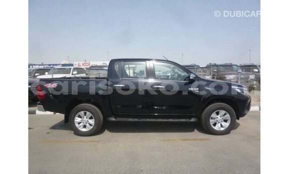 Acheter Import Voiture Toyota Hilux Noir à Import - Dubai, Rwanda Acheter Import Voiture Toyota Hilux Noir à Import - Dubai, Rwanda