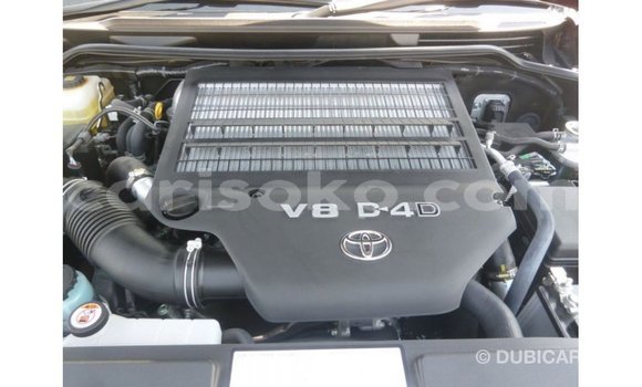 اشتري Imported Toyota Land Cruiser Rouge سيارة في Import - Dubai في Rwanda اشتري Imported Toyota Land Cruiser Rouge سيارة في Import - Dubai في Rwanda