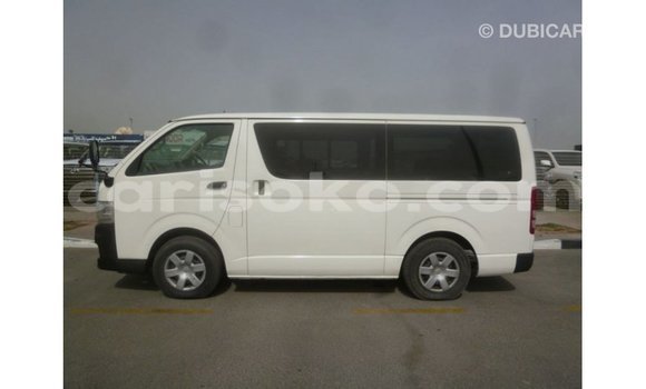 Acheter Import Voiture Toyota Hiace Blanc à Import - Dubai, Rwanda Acheter Import Voiture Toyota Hiace Blanc à Import - Dubai, Rwanda