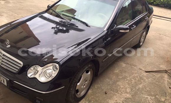 Acheter Occasion Voiture Mercedes-Benz C–Class Noir à Kigali, Rwanda