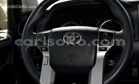 Buy Import Toyota HiAce Other Truck in Import - Dubai in Rwanda Buy Import Toyota HiAce Other Truck in Import - Dubai in Rwanda