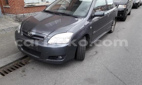 Sayi Na hannu Toyota Corolla Noir Mota in Kigali a Rwanda Sayi Na hannu Toyota Corolla Noir Mota in Kigali a Rwanda