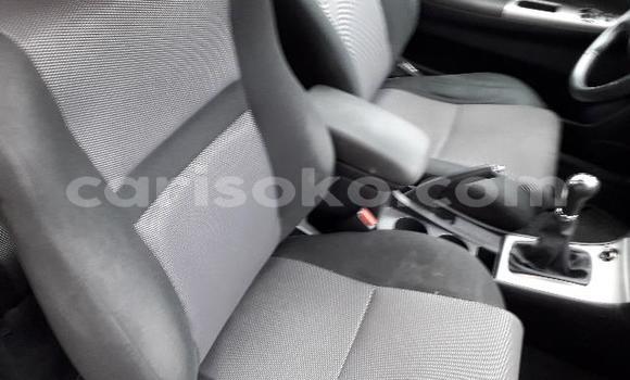 Sayi Na hannu Toyota Corolla Noir Mota in Kigali a Rwanda Sayi Na hannu Toyota Corolla Noir Mota in Kigali a Rwanda