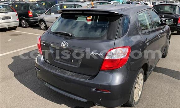 Sayi Na hannu Toyota Matrix Noir Mota in Kigali a Rwanda Sayi Na hannu Toyota Matrix Noir Mota in Kigali a Rwanda