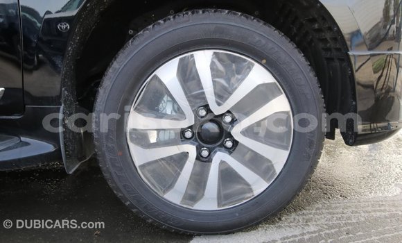 Acheter Import Voiture Toyota Land Cruiser Noir à Import - Dubai, Rwanda Acheter Import Voiture Toyota Land Cruiser Noir à Import - Dubai, Rwanda