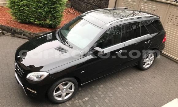 Buy Used Mercedes-Benz ML–Class Black Car in Kigali in Rwanda Buy Used Mercedes-Benz ML–Class Black Car in Kigali in Rwanda