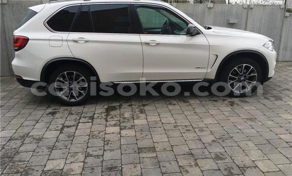 Sayi Na hannu BMW X5 Blanc Mota in Kigali a Rwanda Sayi Na hannu BMW X5 Blanc Mota in Kigali a Rwanda