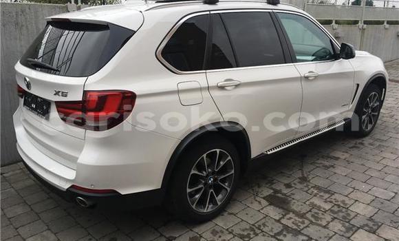 Sayi Na hannu BMW X5 Blanc Mota in Kigali a Rwanda Sayi Na hannu BMW X5 Blanc Mota in Kigali a Rwanda