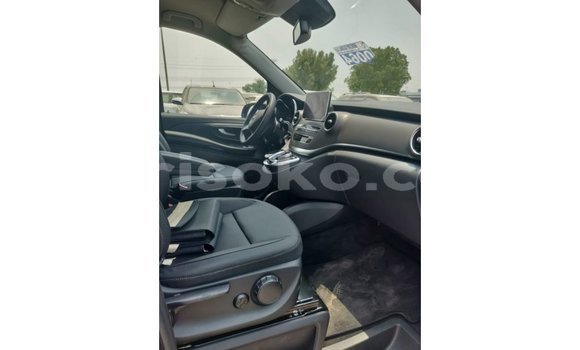 Buy Import Mercedes-Benz 250 Black Car in Import - Dubai in Rwanda Buy Import Mercedes-Benz 250 Black Car in Import - Dubai in Rwanda