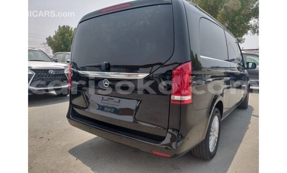 Buy Import Mercedes-Benz 250 Black Car in Import - Dubai in Rwanda Buy Import Mercedes-Benz 250 Black Car in Import - Dubai in Rwanda