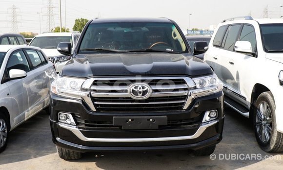 Acheter Import Voiture Toyota Land Cruiser Noir à Import - Dubai, Rwanda Acheter Import Voiture Toyota Land Cruiser Noir à Import - Dubai, Rwanda