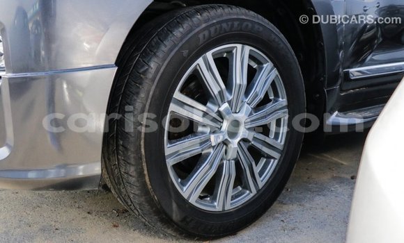 Acheter Import Voiture Toyota Land Cruiser Noir à Import - Dubai, Rwanda Acheter Import Voiture Toyota Land Cruiser Noir à Import - Dubai, Rwanda