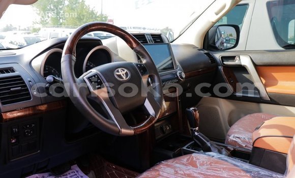 Acheter Import Voiture Toyota Prado Rouge à Import - Dubai, Rwanda Acheter Import Voiture Toyota Prado Rouge à Import - Dubai, Rwanda
