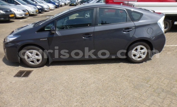 Acheter Occasion Voiture Toyota Prius Noir à Kigali au Rwanda Acheter Occasion Voiture Toyota Prius Noir à Kigali au Rwanda