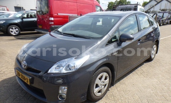 Acheter Occasion Voiture Toyota Prius Noir à Kigali, Rwanda Acheter Occasion Voiture Toyota Prius Noir à Kigali, Rwanda