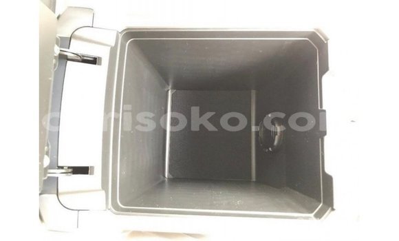 Acheter Import Voiture Toyota Prado Noir à Import - Dubai, Rwanda Acheter Import Voiture Toyota Prado Noir à Import - Dubai, Rwanda