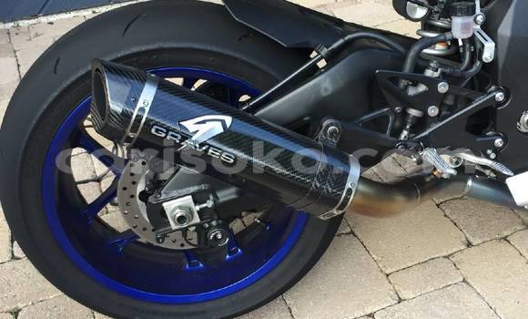 Buy Used Yamaha R1 Blue Bike in Kigali in Rwanda Buy Used Yamaha R1 Blue Bike in Kigali in Rwanda