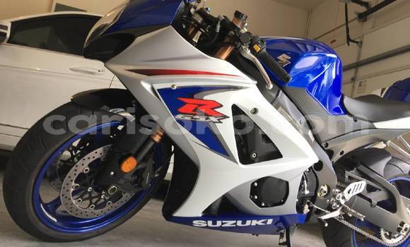 Buy Used Suzuki GSX–R Blue Bike in Kigali in Rwanda Buy Used Suzuki GSX–R Blue Bike in Kigali in Rwanda