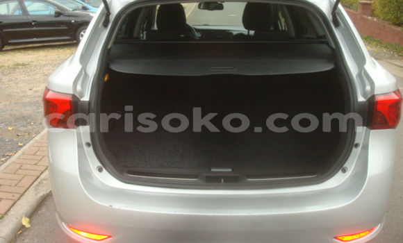 Sayi Na hannu Toyota Avensis Gris Mota in Kigali a Rwanda Sayi Na hannu Toyota Avensis Gris Mota in Kigali a Rwanda