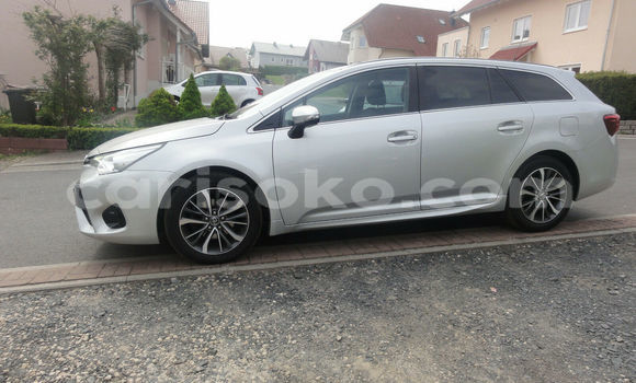 Sayi Na hannu Toyota Avensis Gris Mota in Kigali a Rwanda Sayi Na hannu Toyota Avensis Gris Mota in Kigali a Rwanda