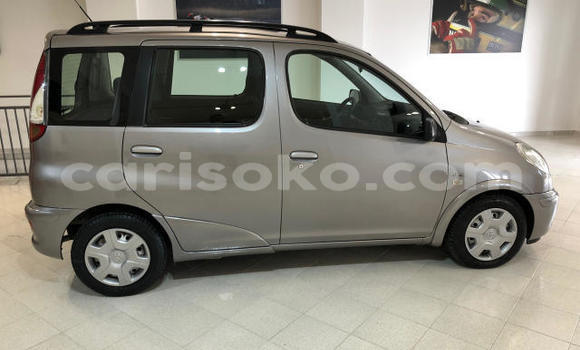 Buy Used Toyota Yaris Verso Other Car in Kigali in Rwanda Buy Used Toyota Yaris Verso Other Car in Kigali in Rwanda