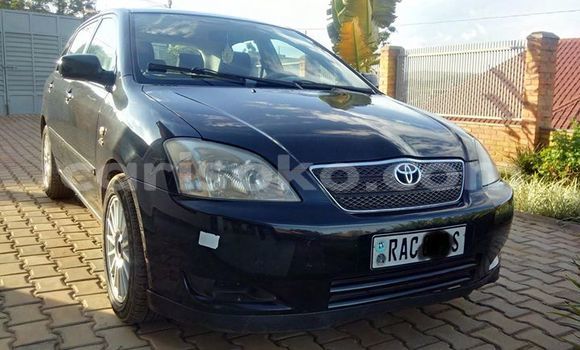 Acheter Occasion Voiture Toyota Corolla Noir à Kigali au Rwanda Acheter Occasion Voiture Toyota Corolla Noir à Kigali au Rwanda