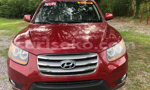 Sayi Imported Hyundai Santa Fe Rouge Mota in Kigali a Rwanda Sayi Imported Hyundai Santa Fe Rouge Mota in Kigali a Rwanda