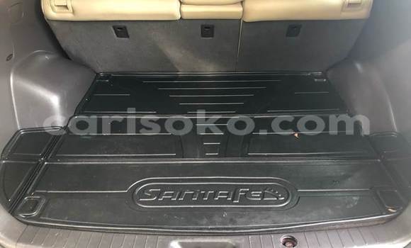 Sayi Imported Hyundai Santa Fe Rouge Mota in Kigali a Rwanda Sayi Imported Hyundai Santa Fe Rouge Mota in Kigali a Rwanda