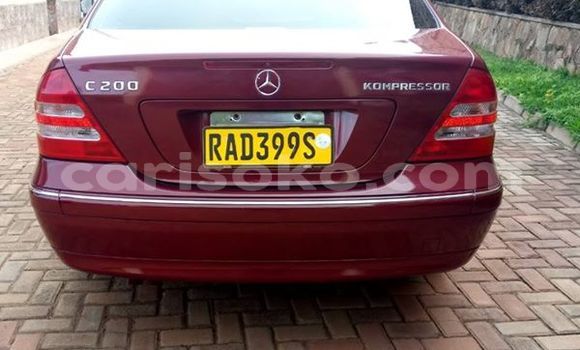 Acheter Occasion Voiture Mercedes-Benz C–Class Rouge à Kigali, Rwanda Acheter Occasion Voiture Mercedes-Benz C–Class Rouge à Kigali, Rwanda