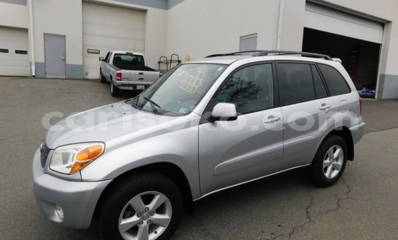 Sayi Na hannu Toyota RAV4 Gris Mota in Nyamagabe a Rwanda Sayi Na hannu Toyota RAV4 Gris Mota in Nyamagabe a Rwanda