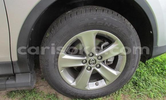 Acheter Occasion Voiture Toyota RAV4 Gris à Kigali, Rwanda Acheter Occasion Voiture Toyota RAV4 Gris à Kigali, Rwanda