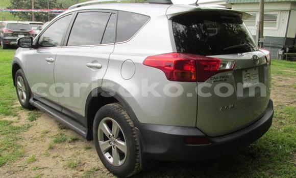 Acheter Occasion Voiture Toyota RAV4 Gris à Kigali, Rwanda Acheter Occasion Voiture Toyota RAV4 Gris à Kigali, Rwanda
