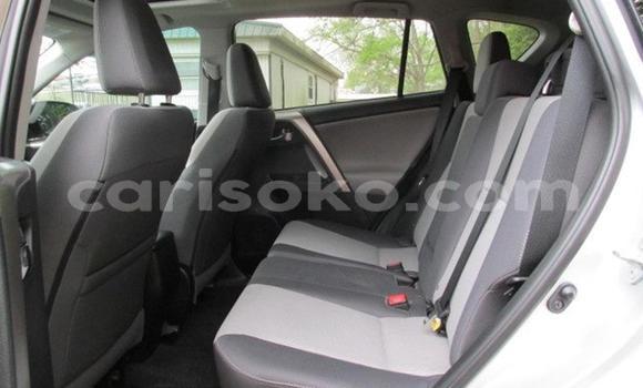 Acheter Occasion Voiture Toyota RAV4 Gris à Kigali, Rwanda Acheter Occasion Voiture Toyota RAV4 Gris à Kigali, Rwanda
