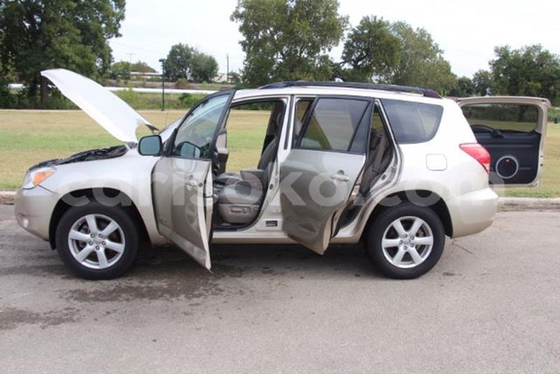 Big with watermark f4