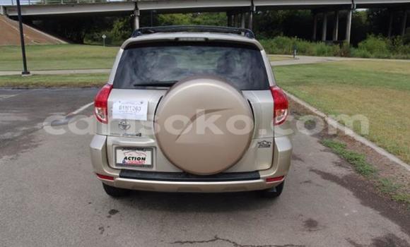 Acheter Occasion Voiture Toyota RAV4 Noir à Kigali, Rwanda Acheter Occasion Voiture Toyota RAV4 Noir à Kigali, Rwanda