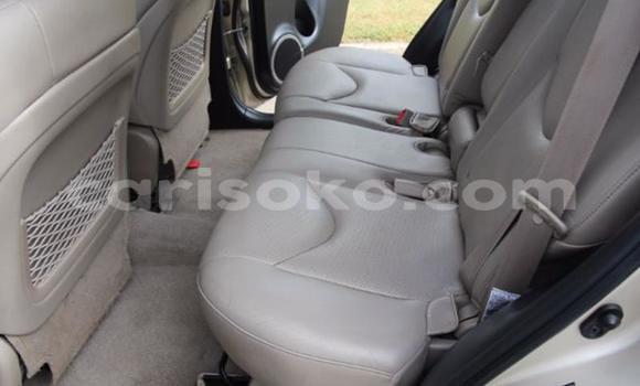 Acheter Occasion Voiture Toyota RAV4 Noir à Kigali, Rwanda Acheter Occasion Voiture Toyota RAV4 Noir à Kigali, Rwanda