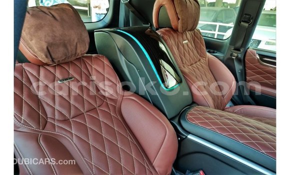 Acheter Import Voiture Lexus LX Noir à Import - Dubai, Rwanda Acheter Import Voiture Lexus LX Noir à Import - Dubai, Rwanda