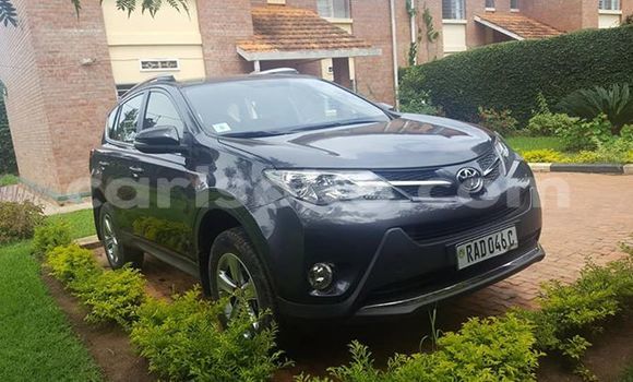 Acheter Occasion Voiture Toyota RAV4 Autre à Kigali au Rwanda Acheter Occasion Voiture Toyota RAV4 Autre à Kigali au Rwanda