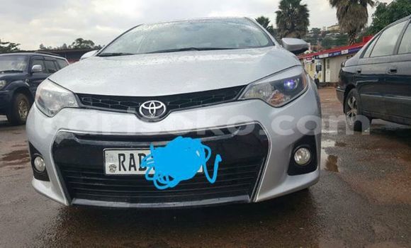 Acheter Occasion Voiture Toyota Corolla Gris à Kigali, Rwanda Acheter Occasion Voiture Toyota Corolla Gris à Kigali, Rwanda