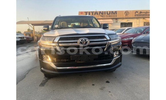اشتري Imported Toyota Land Cruiser Noir سيارة في Import - Dubai في Rwanda اشتري Imported Toyota Land Cruiser Noir سيارة في Import - Dubai في Rwanda