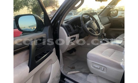 اشتري Imported Toyota Land Cruiser Noir سيارة في Import - Dubai في Rwanda اشتري Imported Toyota Land Cruiser Noir سيارة في Import - Dubai في Rwanda