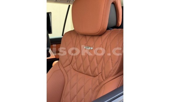 Acheter Import Voiture Toyota Land Cruiser Noir à Import - Dubai, Rwanda Acheter Import Voiture Toyota Land Cruiser Noir à Import - Dubai, Rwanda